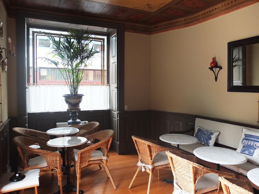 Mercador Guesthouse Porto Buitenkant foto